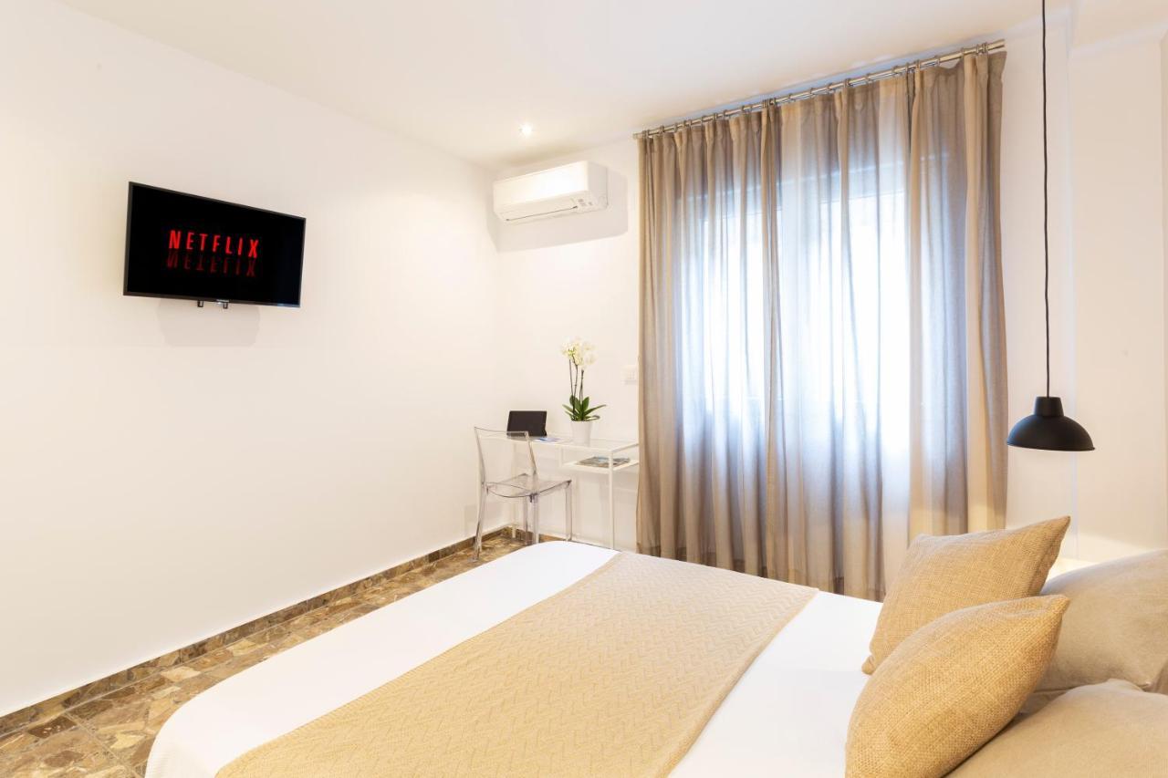 Boutique 32 * Dénia